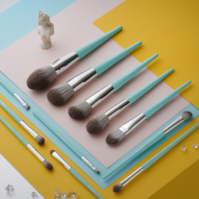 Zwart/Bruin Handvat Synthetisch Haar Make-up Kwast voor Gladde en Vlekkeloze Make-up Verzendwijze Per Zee