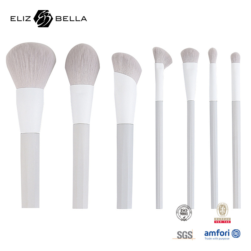 7pcs make-up borstels met synthetisch haar en stand plastic handvat aluminium ferrule, OEM bestellingen welkom